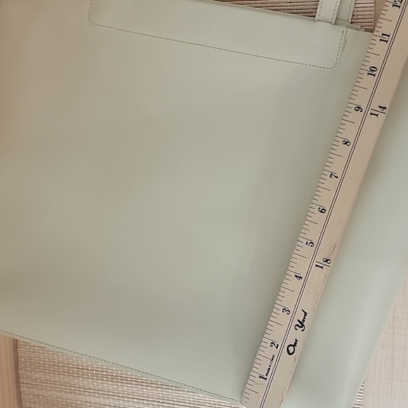 Lamarthe Made In Italy Leather Tote Bag - Picture 9 of 11